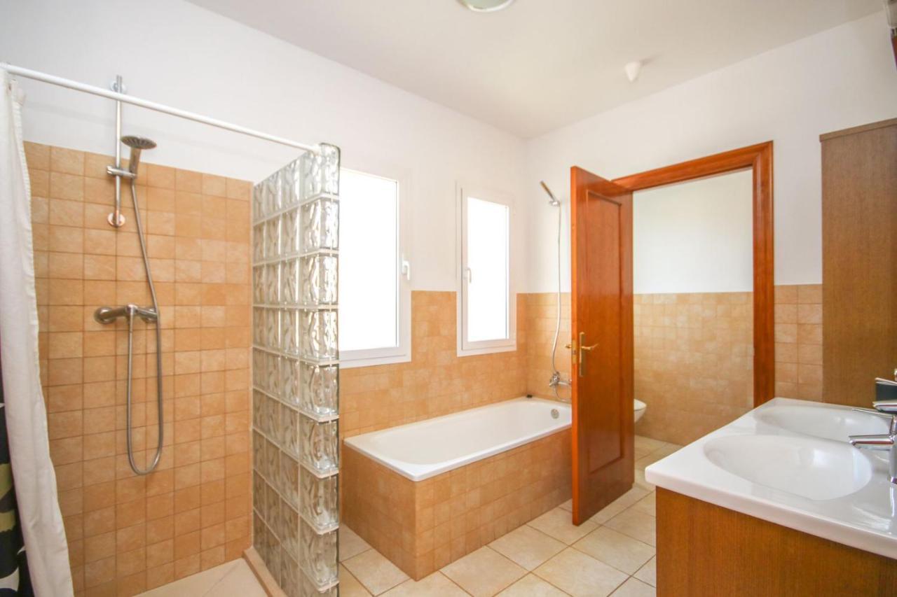 4 Bedroom Mijas Pueblo With Pool & Bbq