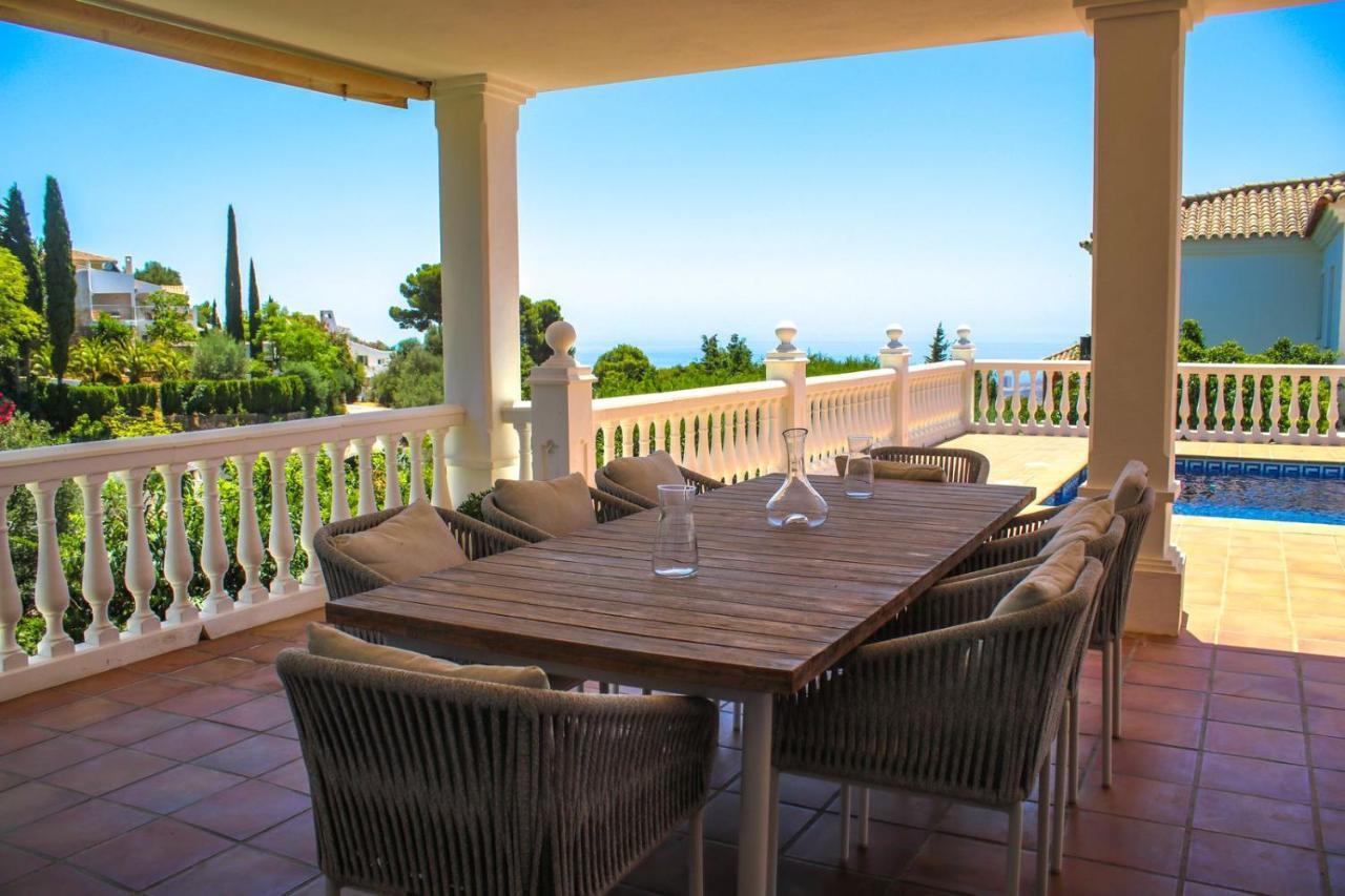 4 Bedroom Mijas Pueblo With Pool & Bbq Villa *