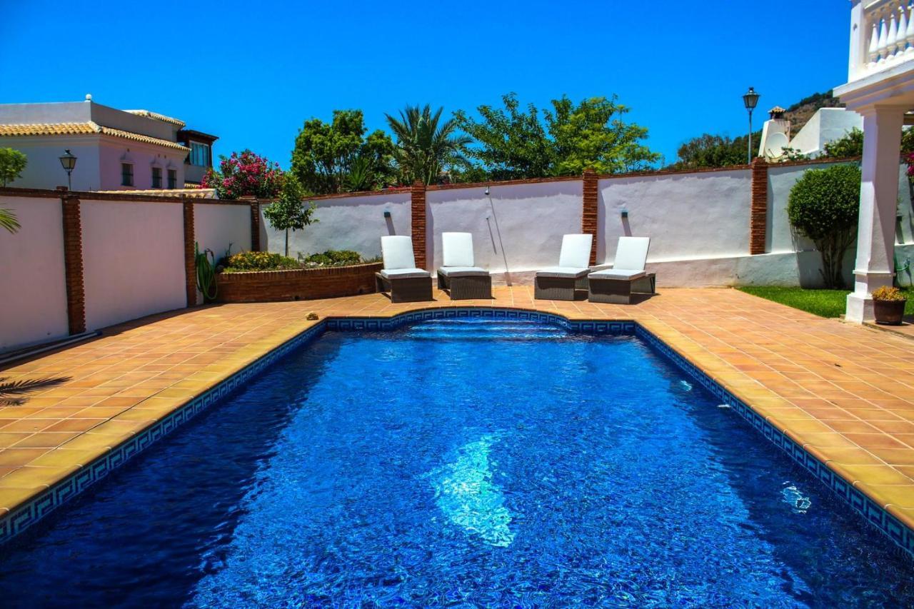4 Bedroom Mijas Pueblo With Pool & Bbq Málaga