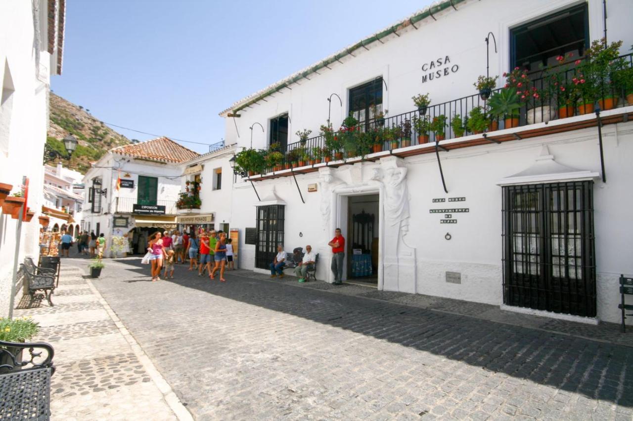 4 Bedroom Mijas Pueblo With Pool & Bbq Málaga