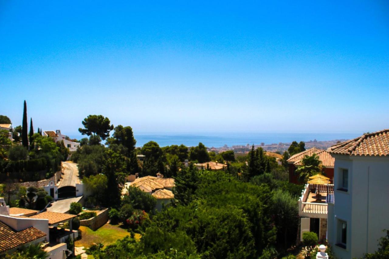 Villa 4 Bedroom Mijas Pueblo With Pool & Bbq Málaga